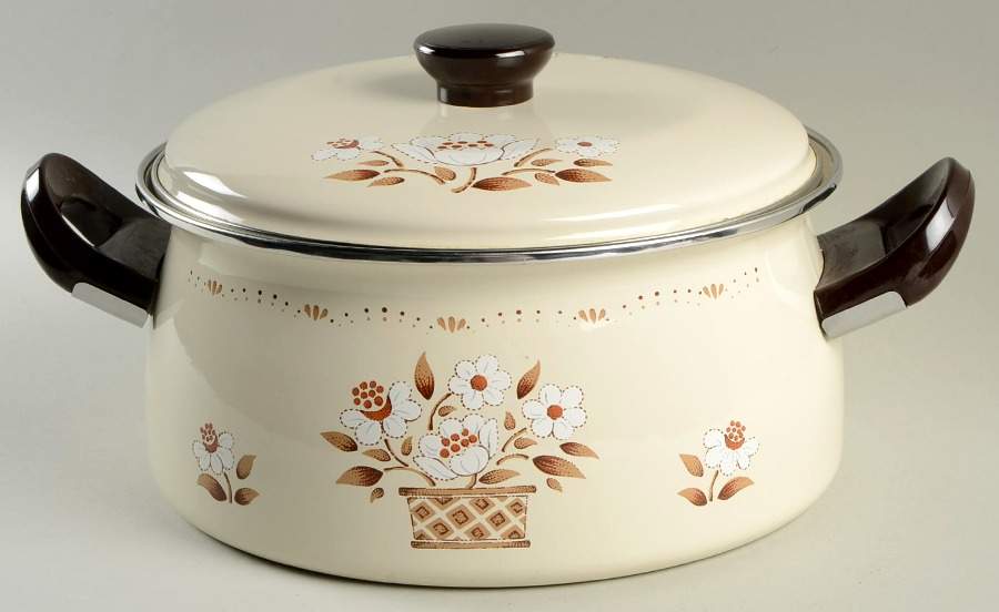 Mayblossom Brown Casserole Covered Metal 5.5 Quarts by Hearthside-1