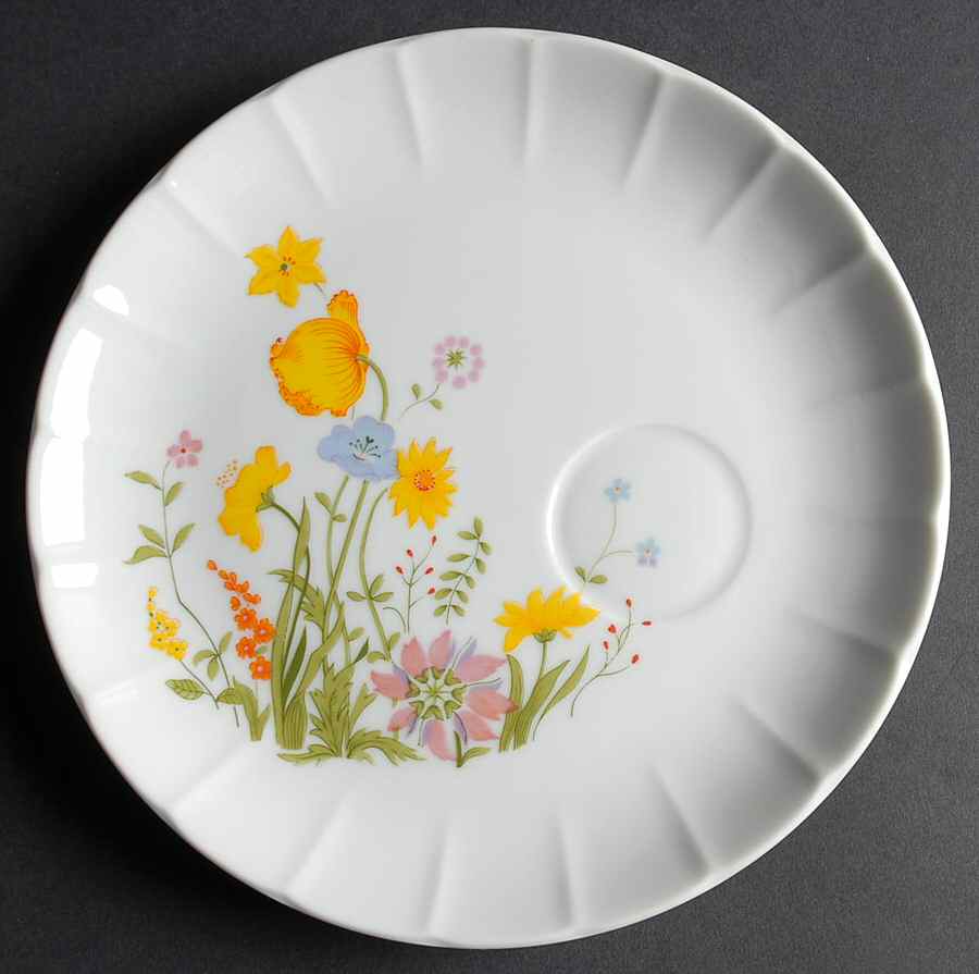 Petit Floras Snack Plate by Hearthside-1