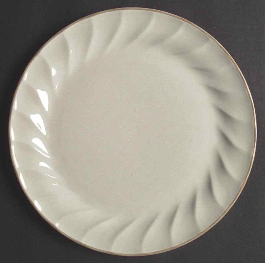 Simplicity Dinner Plate by Hearthside-1