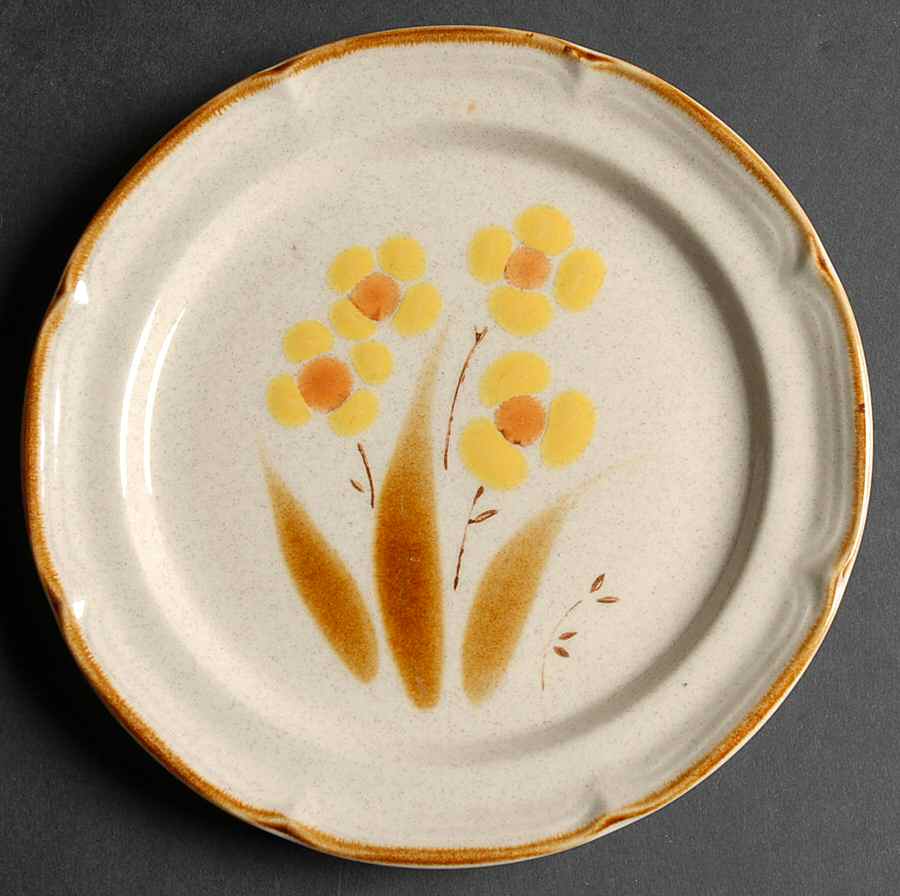 Wellington Salad Plate by Hearthside-1