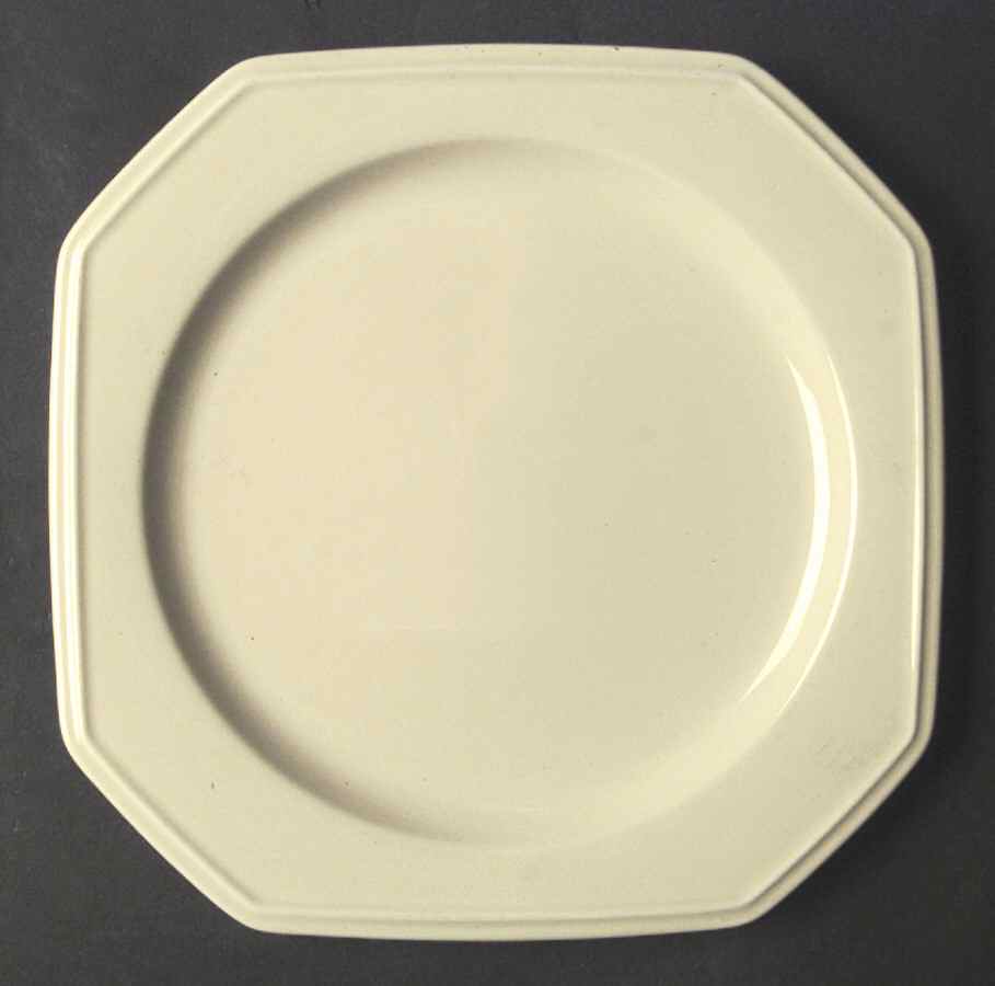 Daffodil Dinner Plate by Daniel Hechter-1