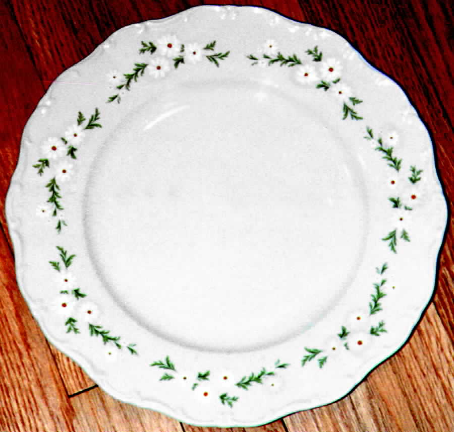 HEH1 Dinner Plate by Heritage House-1