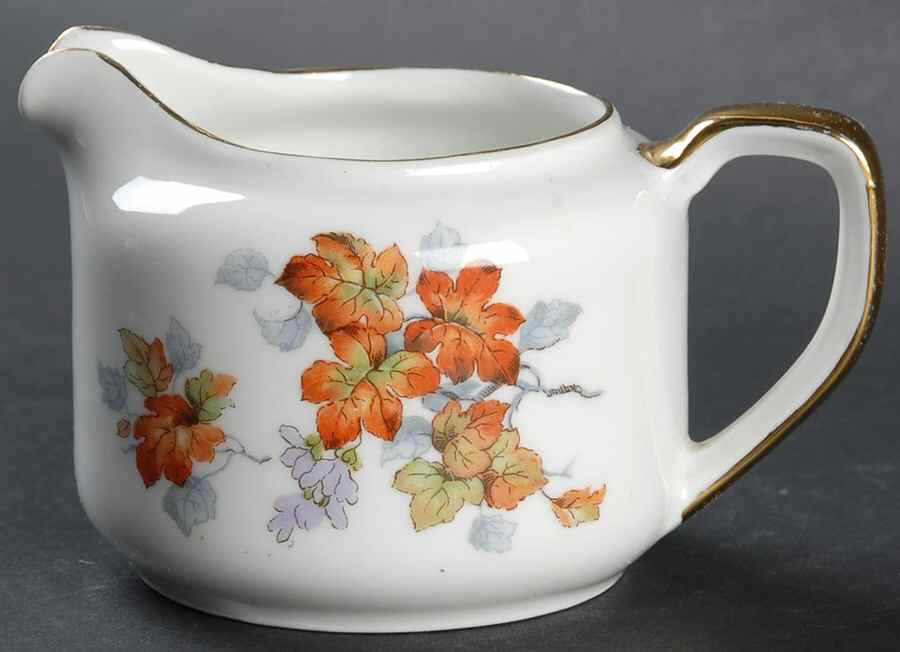 5974 Creamer by Hertel Jacob-1