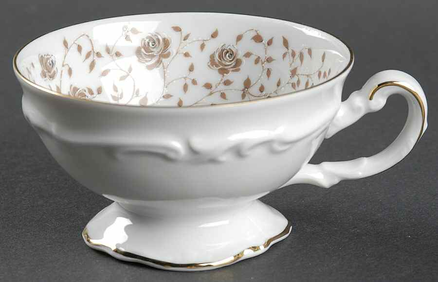 Cashmere Footed Cup by Hertel Jacob-1