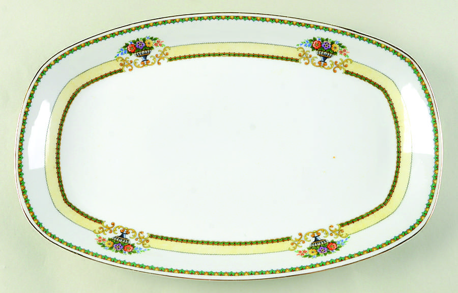 5993 15" Oval Serving Platter by Hertel Jacob-1