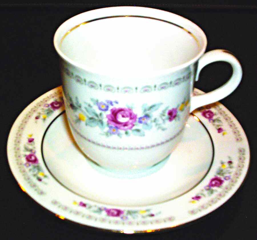 HEP3 Flat Demitasse Cup & Saucer Set by Graf Von Henneberg-1