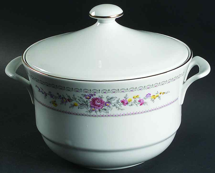 HEP3 Tureen &  Lid by Graf Von Henneberg-1