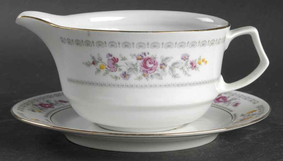 HEP3 Gravy Boat & Underplate by Graf Von Henneberg-1