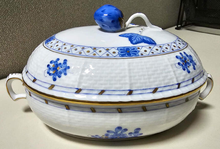 Blue Garden (Wb) Oval Candy Box & Lid by Herend-1