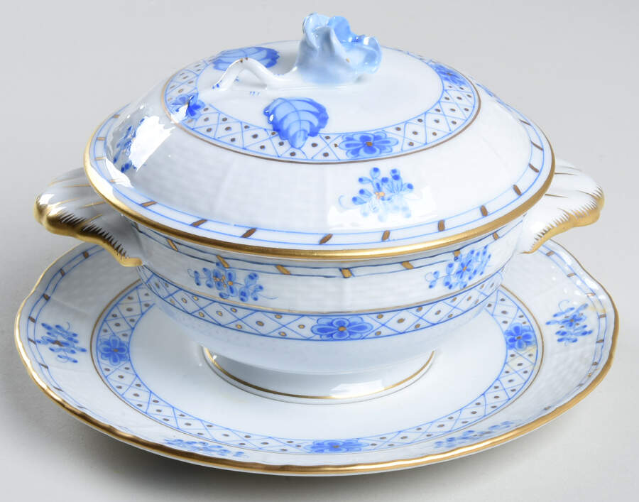 Blue Garden (Wb) Cream Soup Bowl & Saucer Set with Lid by Herend-1