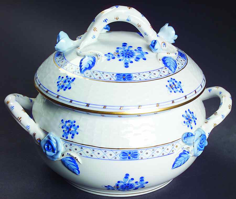Blue Garden (Wb) Bean Pot & Lid by Herend-1