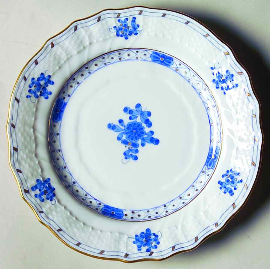 Blue Garden (Wb) Bread & Butter Plate by Herend-1