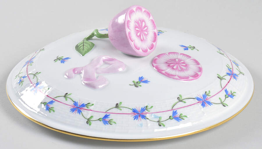 Blue Garland (PBG) Lid for Round Vegetable by Herend-1