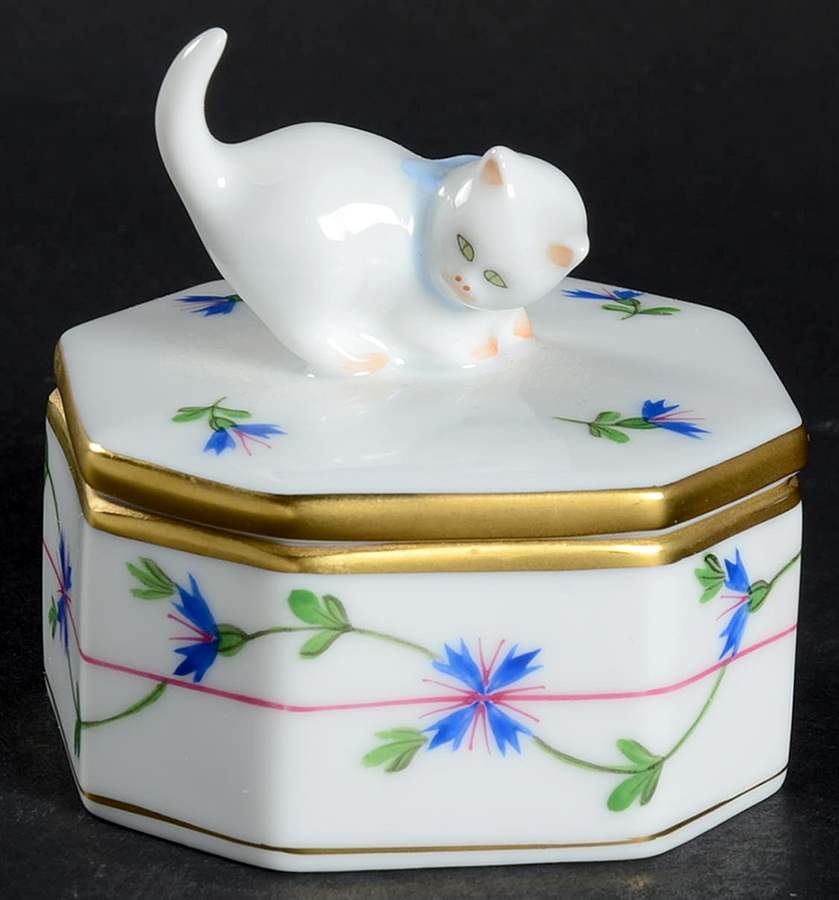 Blue Garland (PBG) Trinket Box with Cat Lid by Herend-1