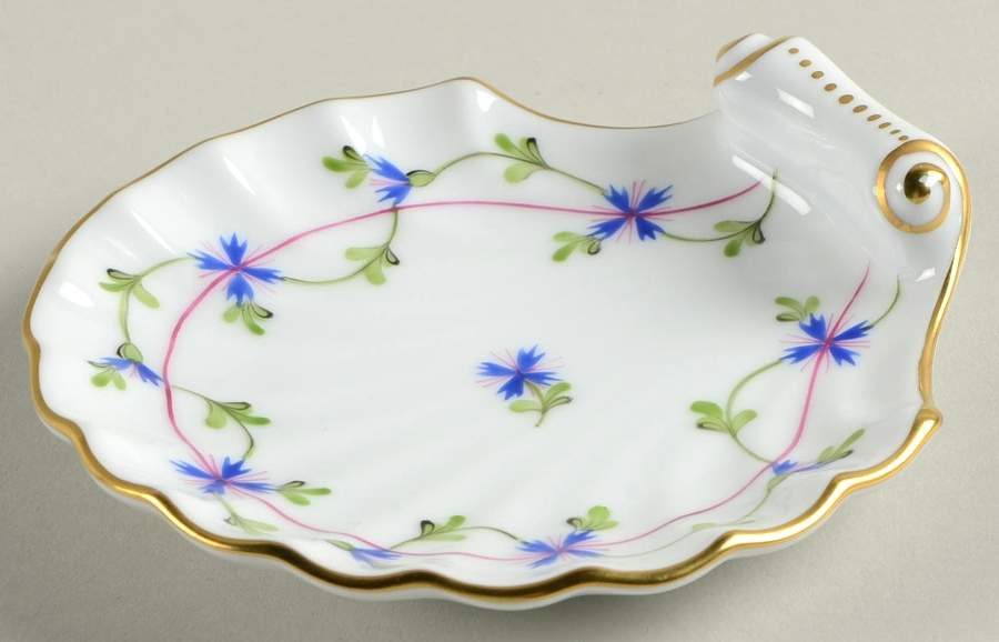 Blue Garland (PBG) Small Shell Shaped Dish by Herend-1