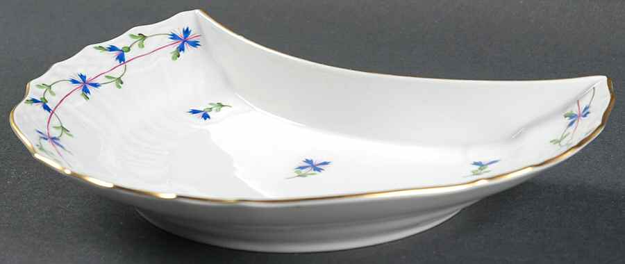 Blue Garland (PBG) Crescent Salad Plate by Herend-1