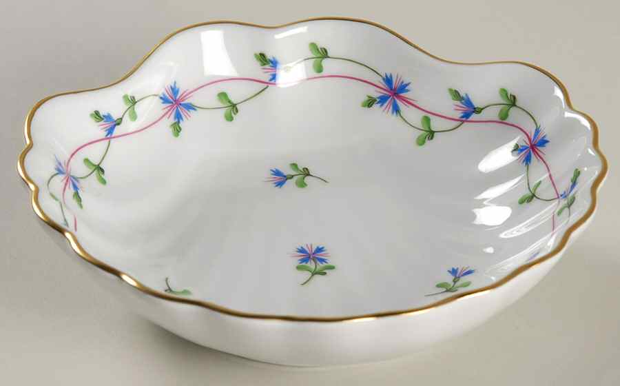 Blue Garland (PBG) 5" Shell Shaped Dish by Herend-1