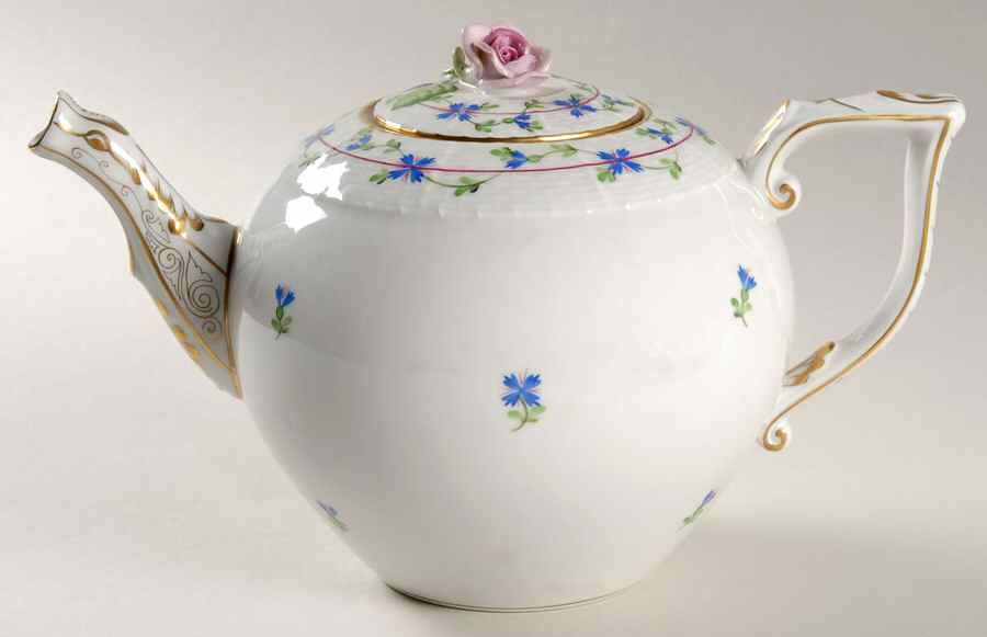 Blue Garland (PBG) Teapot & Lid by Herend-1