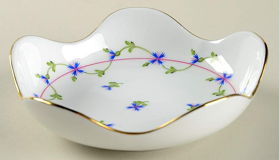 Blue Garland (PBG) 5" Round Scalloped Dish by Herend-1
