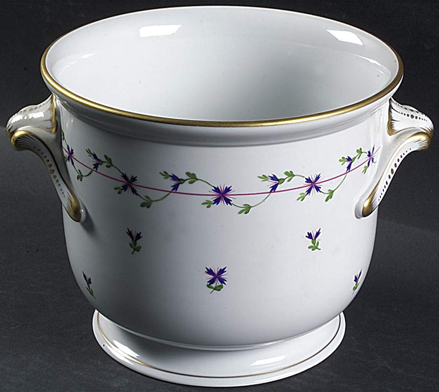 Blue Garland (PBG) Large Cachepot by Herend-1