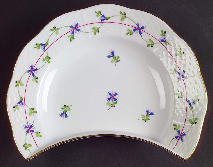 Blue Garland (PBG) Crescent Salad Plate by Herend-1