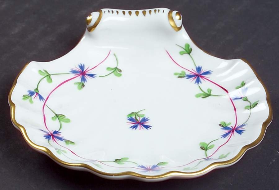 Blue Garland (PBG) 4" Shell Shaped Dish by Herend-1