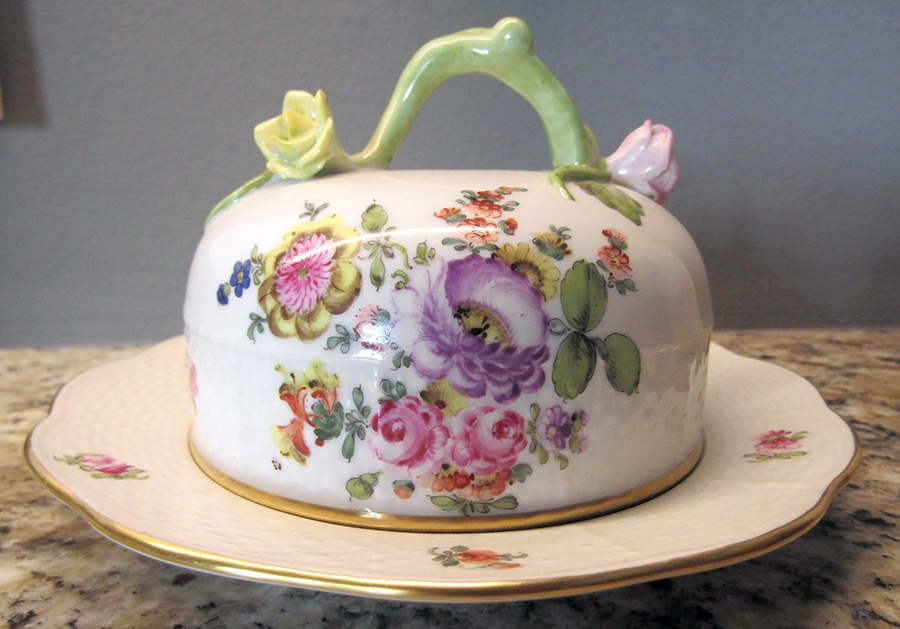 Bouquet of Flowers (BHR) Round Covered Butter by Herend-1