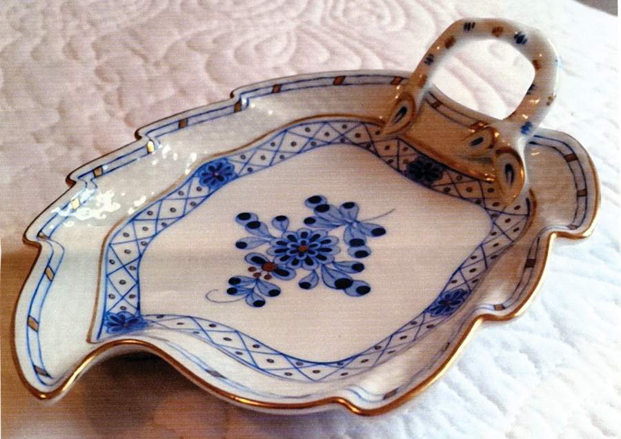 Chinese Bouquet Blue (AB) 5" Leaf Dish by Herend-1