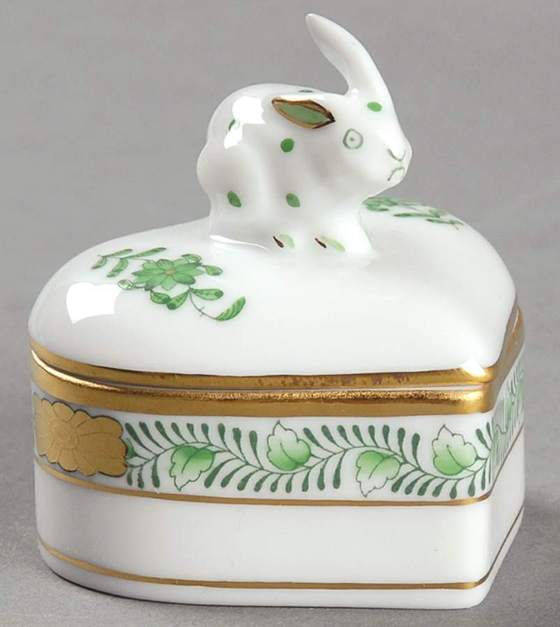 Chinese Bouquet Green (AV) Heart Shape Box & Lid by Herend-1