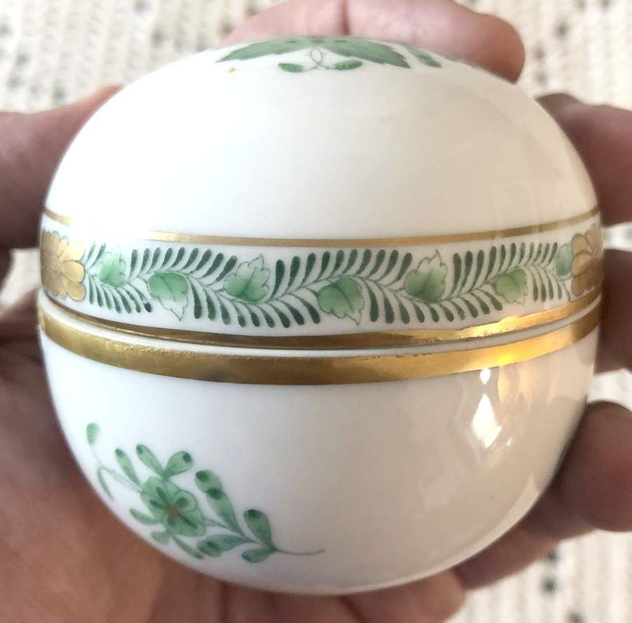 Chinese Bouquet Green (AV) 2" Round Box & Lid by Herend-1
