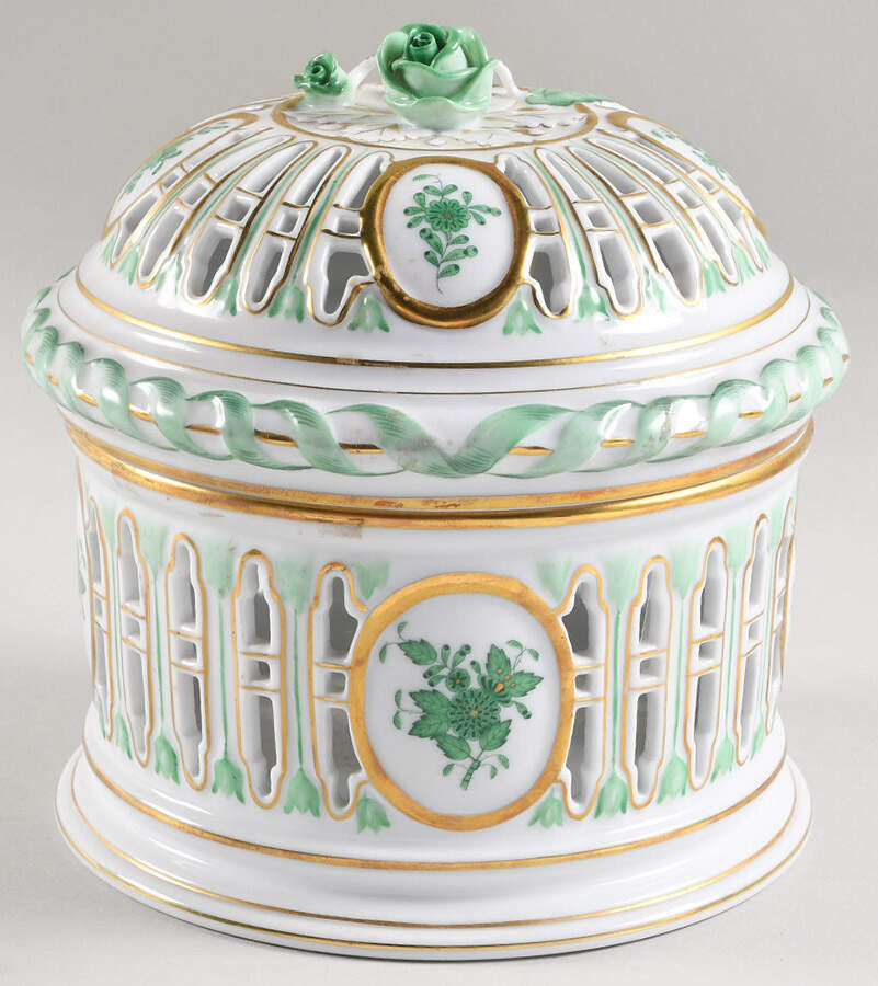 Chinese Bouquet Green (AV) Openwork Biscuit Box & Lid by Herend-1