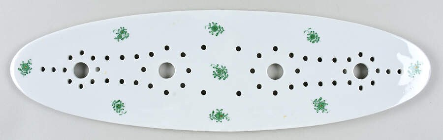 Chinese Bouquet Green (AV) Strainer for 24" Fish Platter by Herend-1
