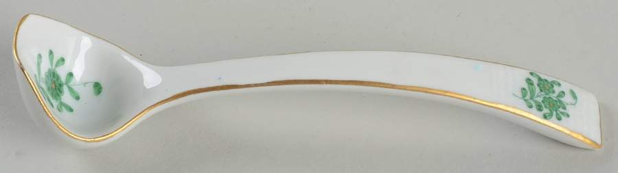 Chinese Bouquet Green (AV) Cream/Mayo Ladle, Solid Piece by Herend-1