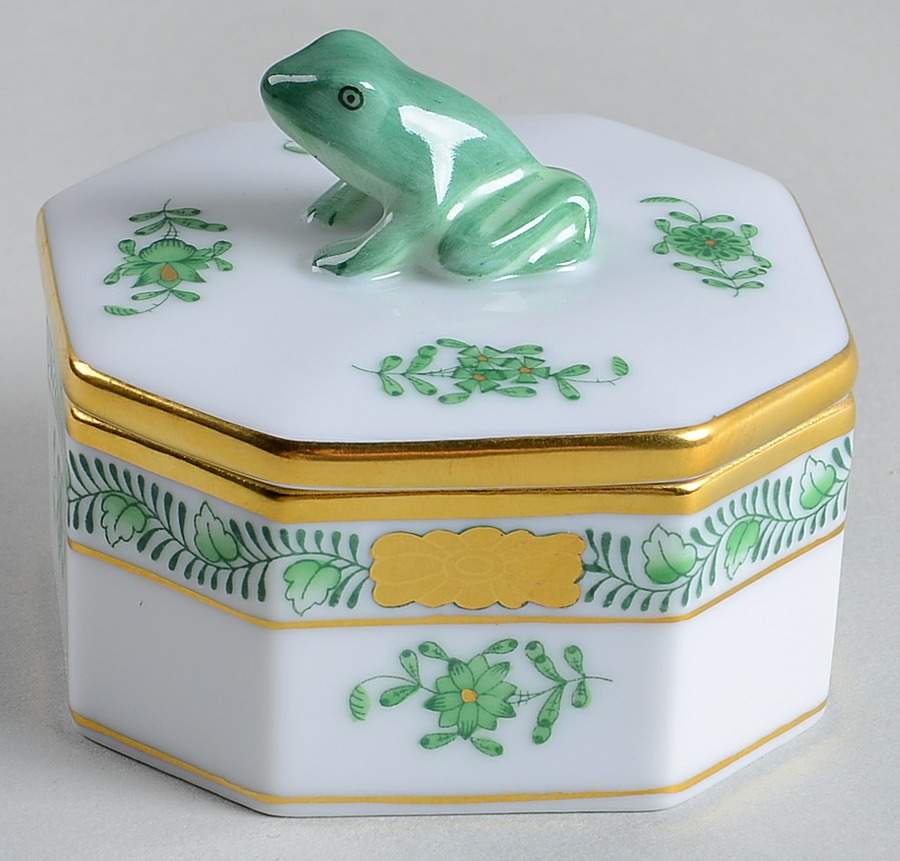 Chinese Bouquet Green (AV) 2" Octagonal Box & Lid by Herend-1