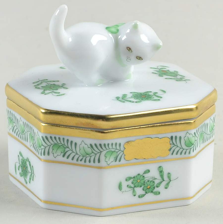 Chinese Bouquet Green (AV) 2" Octagonal Box & Lid by Herend-1