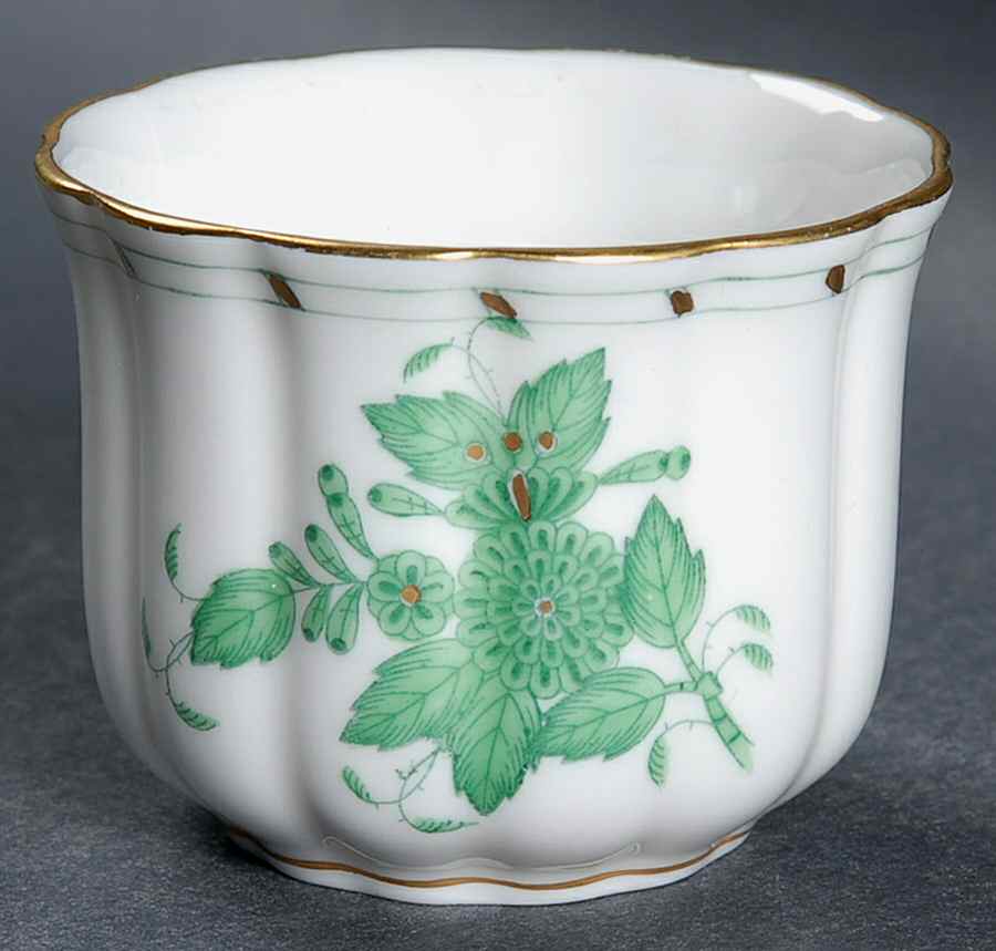 Chinese Bouquet Green (AV) Cigarette Holder by Herend-1
