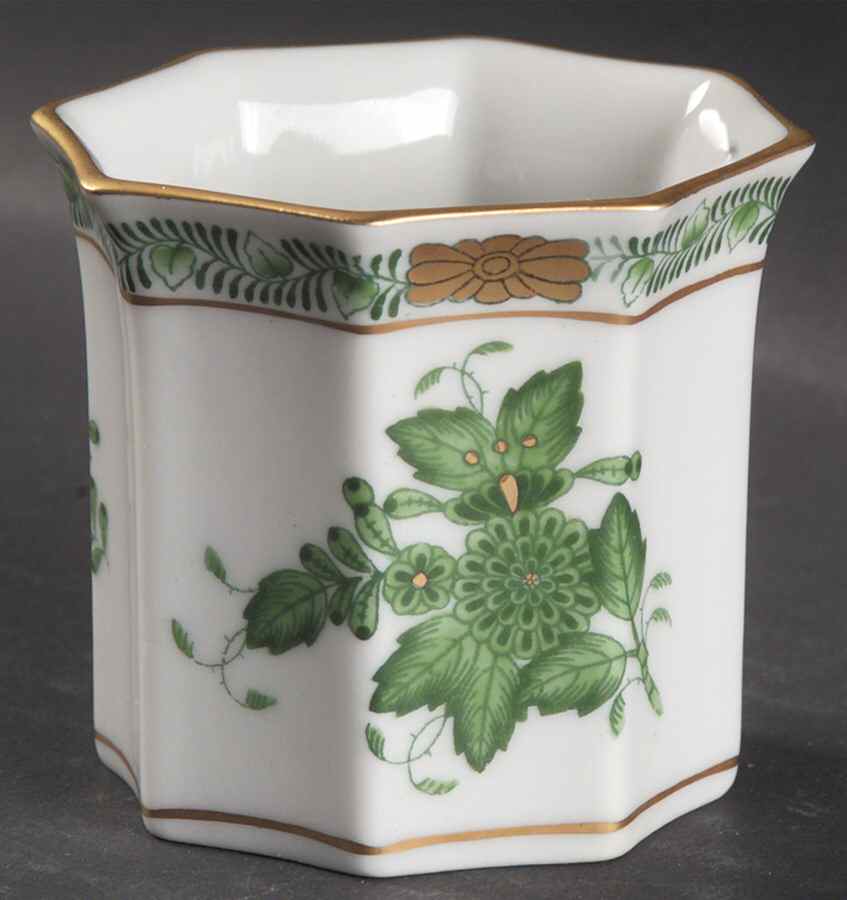 Chinese Bouquet Green (AV) Cigarette Holder by Herend-1