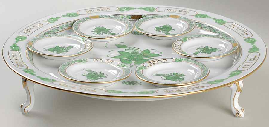 Chinese Bouquet Green (AV) Passover Seder Plate by Herend-1