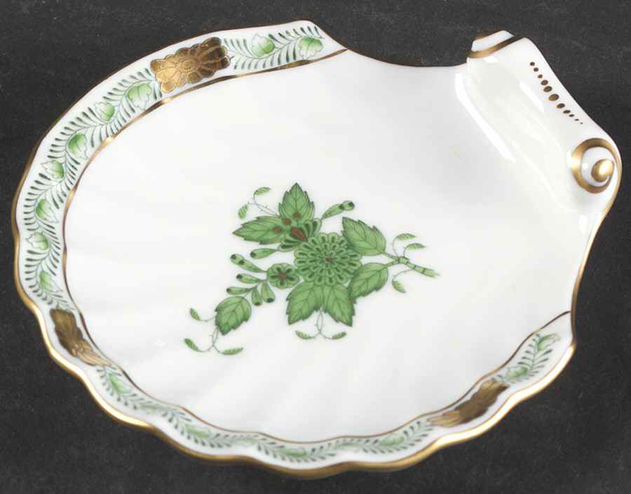 Chinese Bouquet Green (AV) Small Shell Shaped Dish by Herend-1