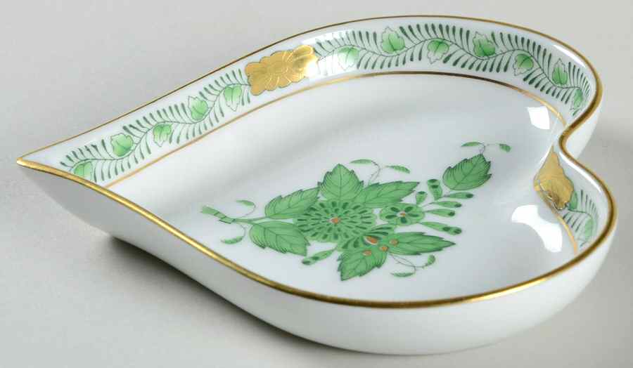 Chinese Bouquet Green (AV) Heart Shaped Tray by Herend-1