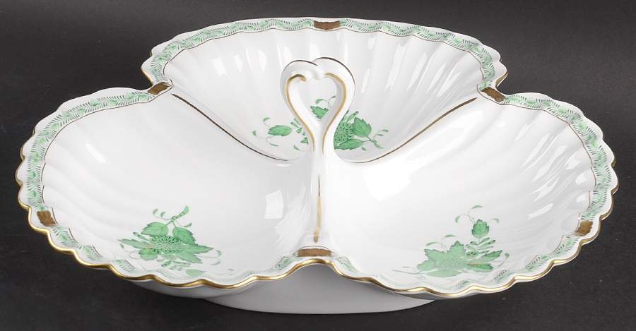 Chinese Bouquet Green (AV) 3 Part Shell Shaped Dish w/Center Handle by Herend-1
