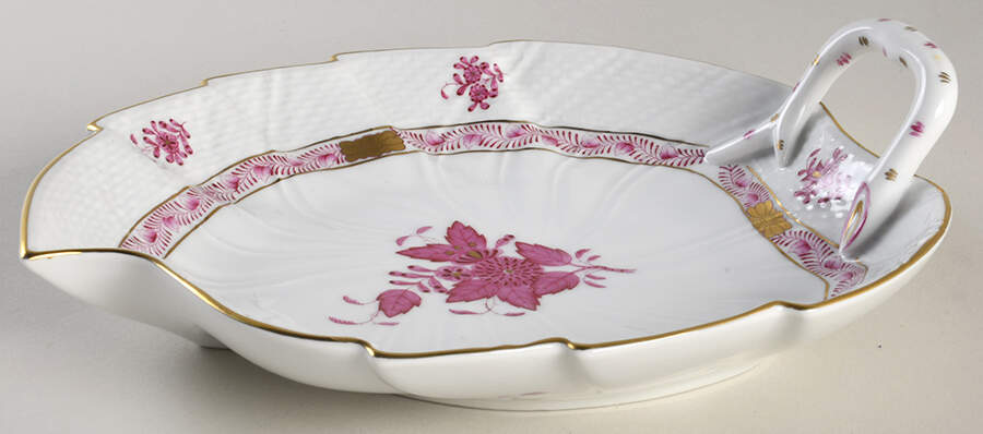 Chinese Bouquet Raspberry (AP) 9" Leaf Dish by Herend-1