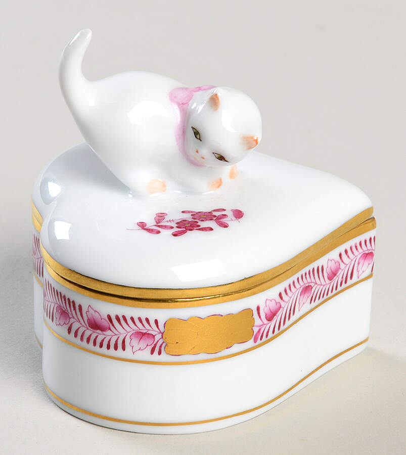 Chinese Bouquet Raspberry (AP) Heart Shape Box & Lid by Herend-1