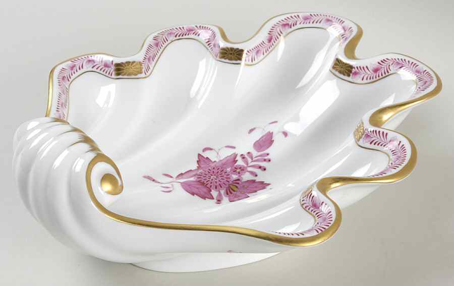 Chinese Bouquet Raspberry (AP) 9" Shell Shaped Dish by Herend-1