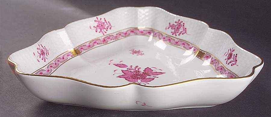 Chinese Bouquet Raspberry (AP) 10" Triangular Vegetable Bowl by Herend-1