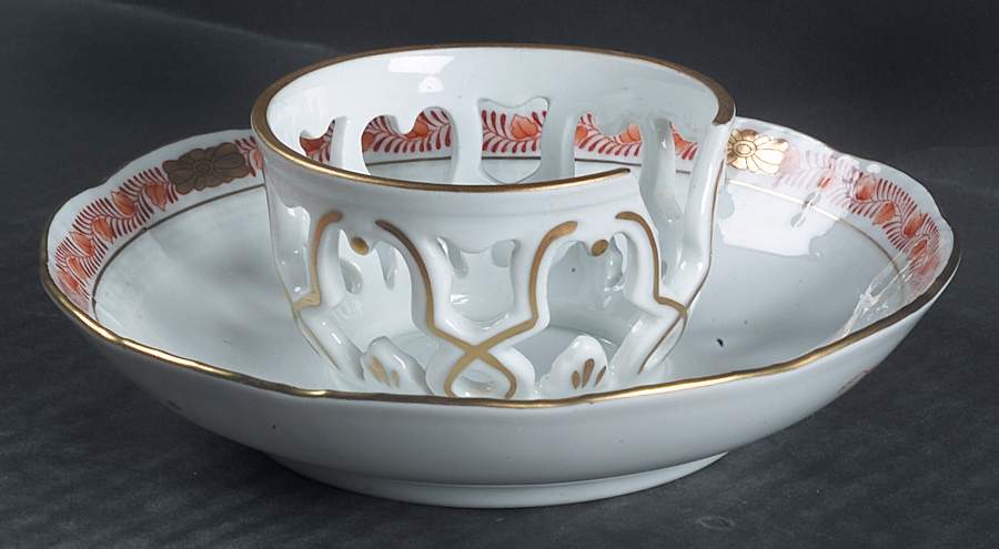 Chinese Bouquet Rust (AOG) Saucer for Trembleuse Cup by Herend-1