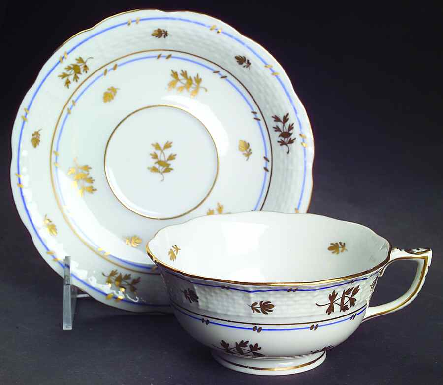 Coronation (Bat) Footed Cup & Saucer Set by Herend-1