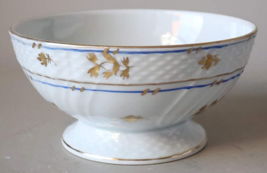 Coronation (Bat) Cranberry Bowl by Herend-1