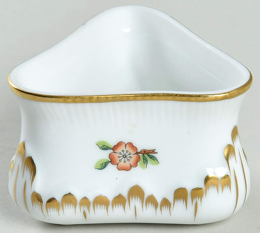 Eton 3" Strawberry Bon Bon No Lid by Herend-1