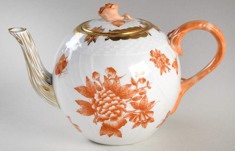 Fortuna (Vboh) Mini Teapot & Lid by Herend-1